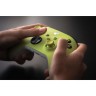 Геймпад Microsoft Xbox Electric Volt QAU-00022