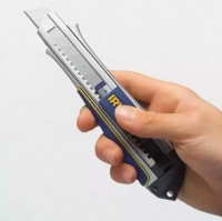 Нож канцелярский Irwin Pro-Touch Snap-Off 9mm 10504555