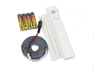 Светодиодная лента Блок с датчиком движения URM + лента 5V 3000K 3m 450mA Warm White L10010